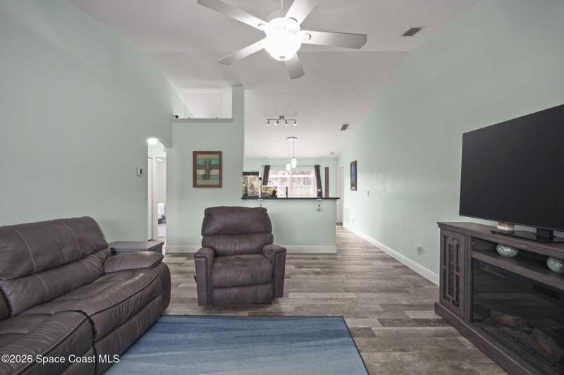 3 bedroom Single Family Residence at 1012 Thompson Road, Port Malabar Unit 20, Palm Bay — photo 5