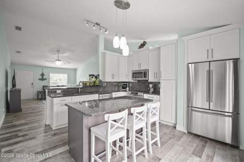 1012 Thompson Road, Palm Bay FL - photo 12 of 27