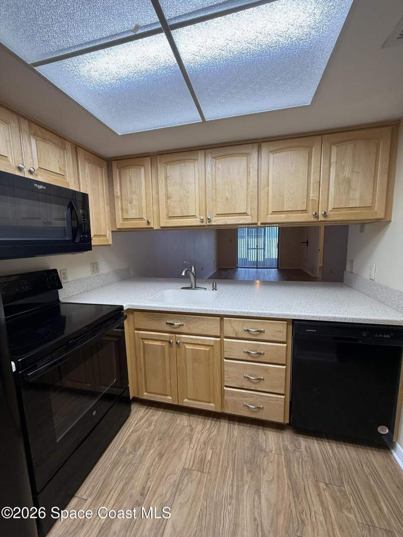 2 bedroom Condominium at 1720 Murrell Road #101, Hazelwood Villas Condo Ph I, Rockledge — photo 2