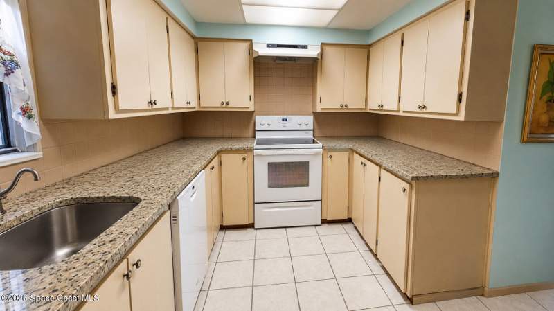 3 bedroom Single Family Residence at 4810 Cocoanut Drive, Imperial Estates Unit 4, Titusville — photo 3
