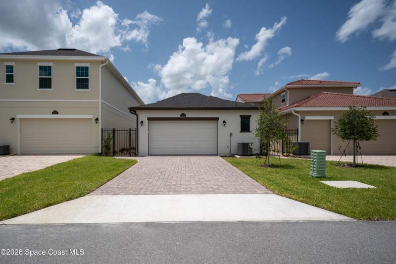 3 bedroom Single Family Residence at 7629 Allure Drive, Reeling Park, Melbourne — photo 4