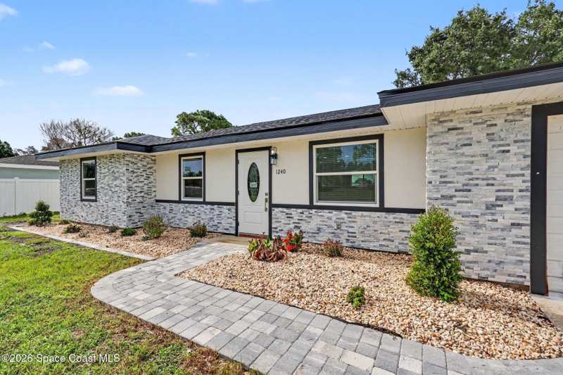 3 bedroom Single Family Residence at 1240 Mascot Street, Port Malabar Country Club Unit 4, Palm Bay — photo 1