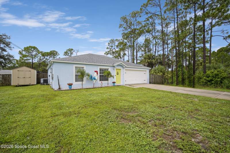 3 bedroom Single Family Residence at 1012 Thompson Road, Port Malabar Unit 20, Palm Bay — photo 2