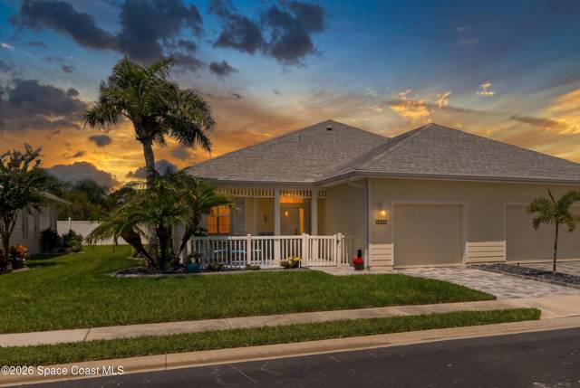 1154 Eleuthera Drive home for sale in Bimini Bay