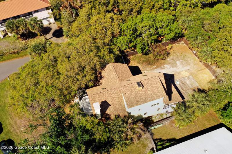 4 bedroom Single Family Residence at 5875 Riverside Drive, Melbourne Shores 2nd Addn, Melbourne Beach — photo 4