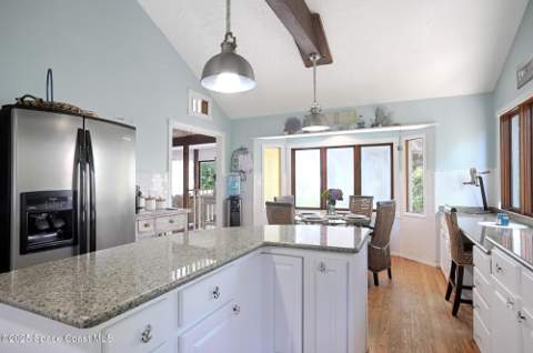 5875 Riverside Drive, Melbourne Beach FL - photo 6 of 40