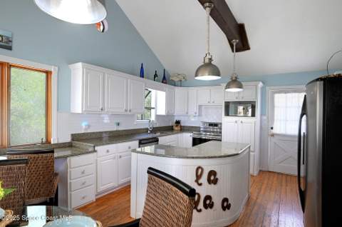 5875 Riverside Drive, Melbourne Beach FL - photo 14 of 40