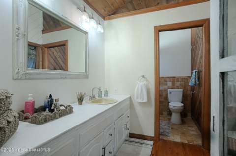 5875 Riverside Drive, Melbourne Beach FL - photo 17 of 40