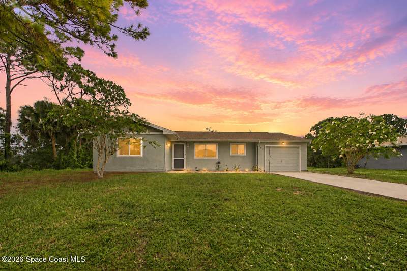 2 bedroom Single Family Residence at 467 Grenadier Avenue, Port Malabar Unit 14, Palm Bay — photo 5