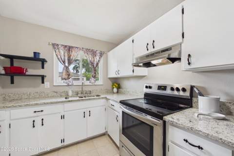 467 Grenadier Avenue, Palm Bay FL - photo 13 of 36