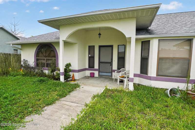 3 bedroom Single Family Residence at 1306 Camas Avenue, Port Malabar Unit 44, Palm Bay — photo 1