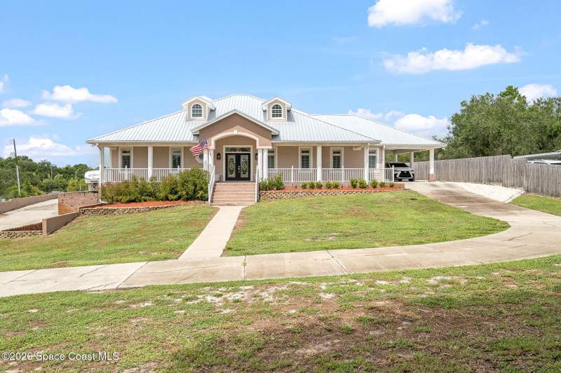 4 bedroom Single Family Residence at 2326 Holder Road, Mims, Mims — photo 2