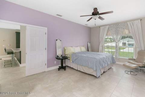 426 Oakleaf Street, Palm Bay FL - photo 10 of 25