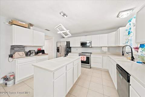 2771 Snapdragon Drive, Palm Bay FL - photo 14 of 37
