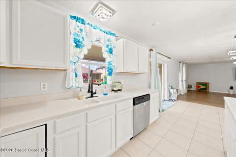 2771 Snapdragon Drive, Palm Bay FL - photo 16 of 37