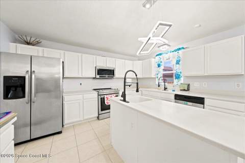 2771 Snapdragon Drive, Palm Bay FL - photo 17 of 37