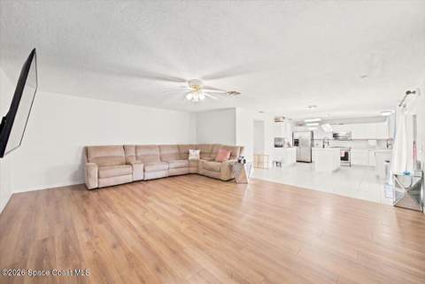 2771 Snapdragon Drive, Palm Bay FL - photo 21 of 37