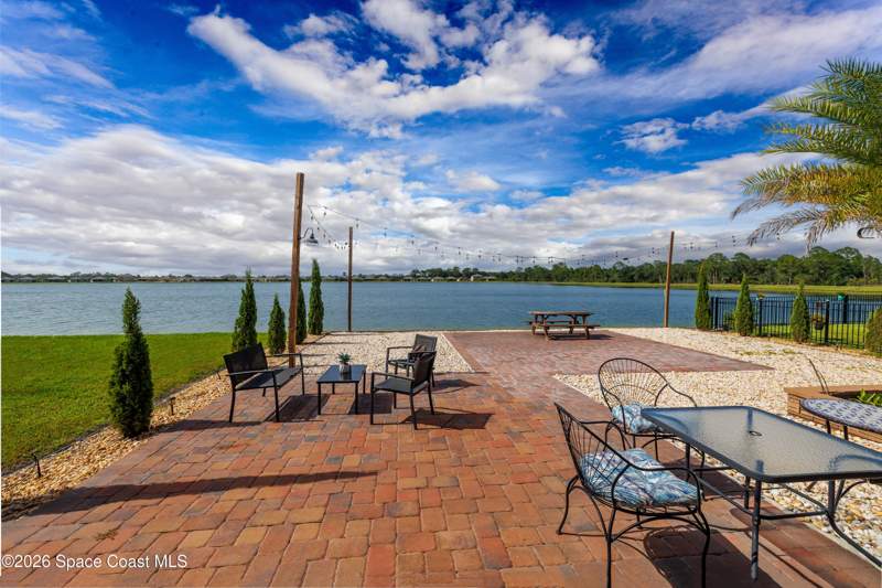4 bedroom Single Family Residence at 2013 Capital Drive, Cypress Bay Preserve Phase 1, Palm Bay — photo 3