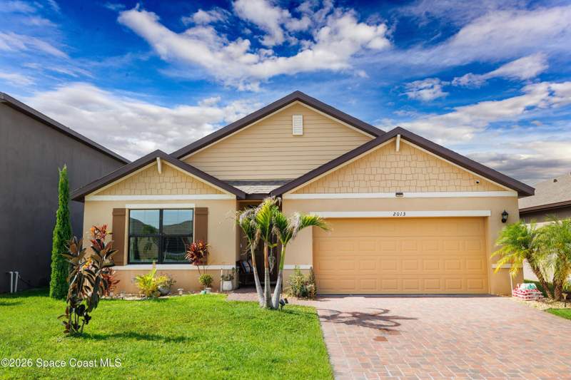 4 bedroom Single Family Residence at 2013 Capital Drive, Cypress Bay Preserve Phase 1, Palm Bay — photo 2