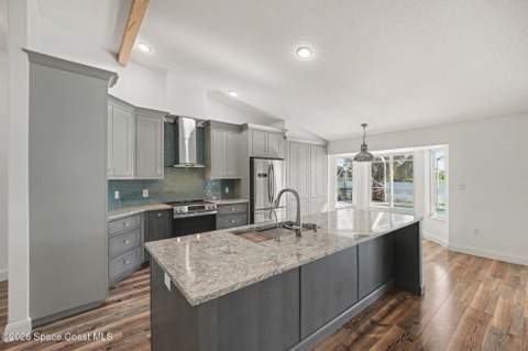 1102 Egret Lake Way, Melbourne FL - photo 7 of 31