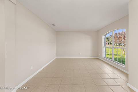 781 Dinner Street, Palm Bay FL - photo 7 of 38