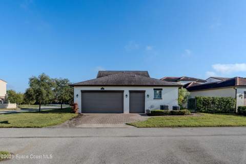 2453 Rodina Drive, Melbourne FL - photo 15 of 63