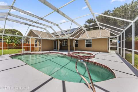 3657 Whisperwood Circle, Melbourne FL - photo 7 of 32