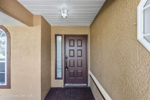 3657 Whisperwood Circle, Melbourne FL - photo 10 of 32