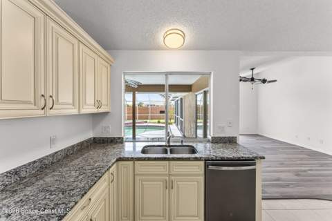 3657 Whisperwood Circle, Melbourne FL - photo 16 of 32