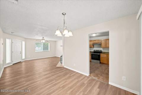 428 Trumpet Street, Palm Bay FL - photo 6 of 28