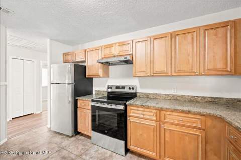428 Trumpet Street, Palm Bay FL - photo 8 of 28