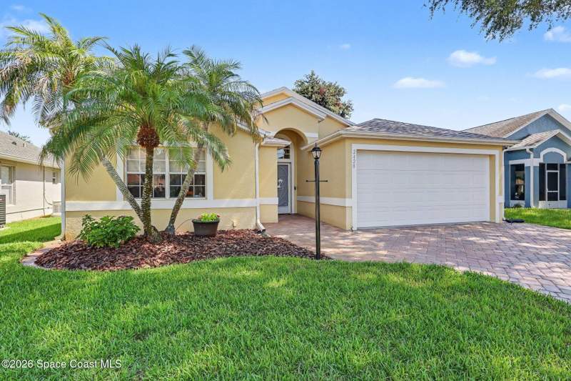 3 bedroom Single Family Residence at 2428 Coral Ridge Circle, James Landing, Melbourne — photo 3