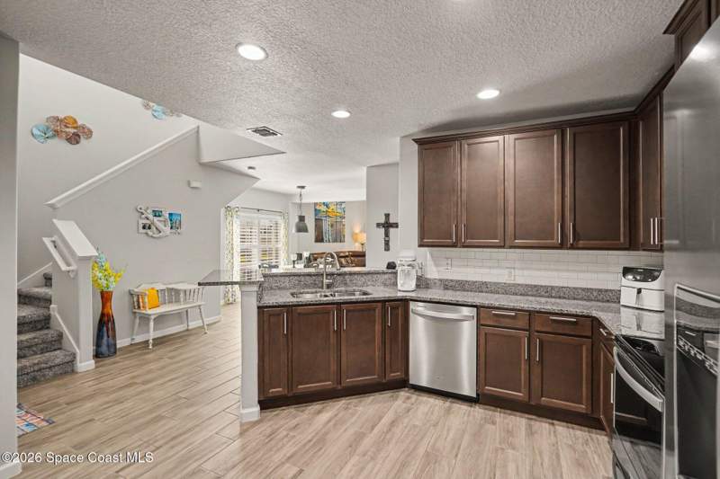 3 bedroom Townhouse at 65 Redondo Drive, Montecito Phase 2C, Satellite Beach — photo 4