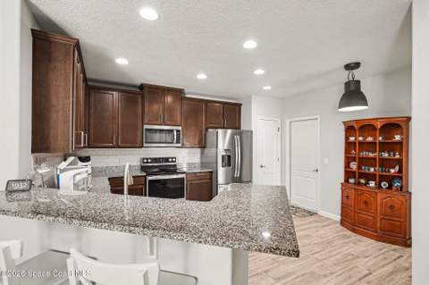 65 Redondo Drive, Satellite Beach FL - photo 6 of 30