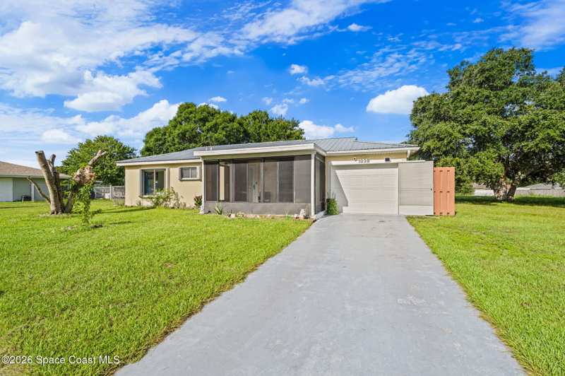 2 bedroom Single Family Residence at 1038 Hooper Avenue, Port Malabar Country Club Unit 8, Palm Bay — photo 1