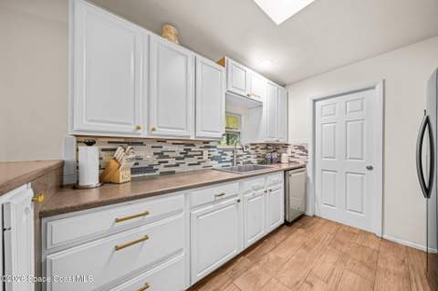 1038 Hooper Avenue, Palm Bay FL - photo 10 of 32