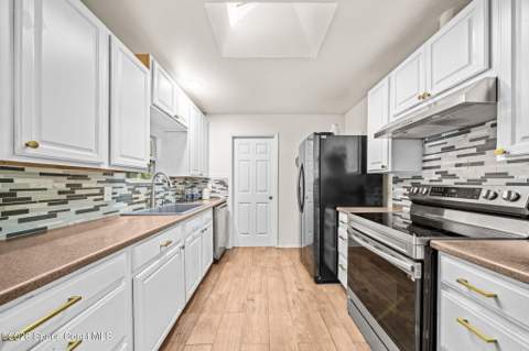 1038 Hooper Avenue, Palm Bay FL - photo 12 of 32
