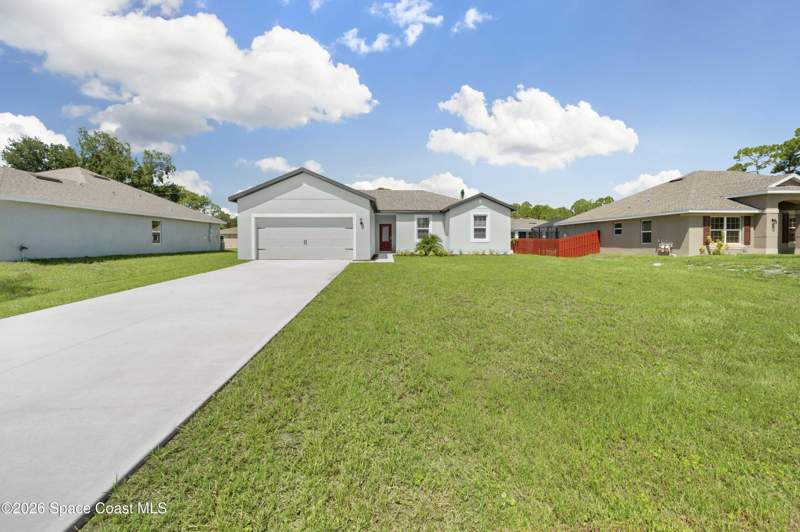 3 bedroom Single Family Residence at 810 De Groodt Road, Port Malabar Unit 37, Palm Bay — photo 2