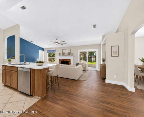 1345 Coventry Circle, Melbourne FL - photo 8 of 51