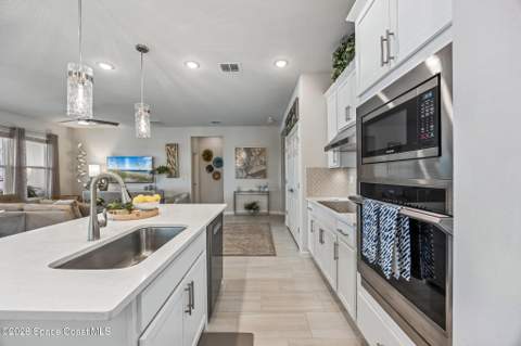 2194 Middlebury Drive, Palm Bay FL - photo 12 of 39