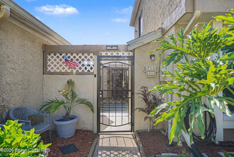 3 bedroom Townhouse at 1451 Sheafe Avenue #109, Port Malabar Country Club Unit 7 First Replat of, Palm Bay — photo 3