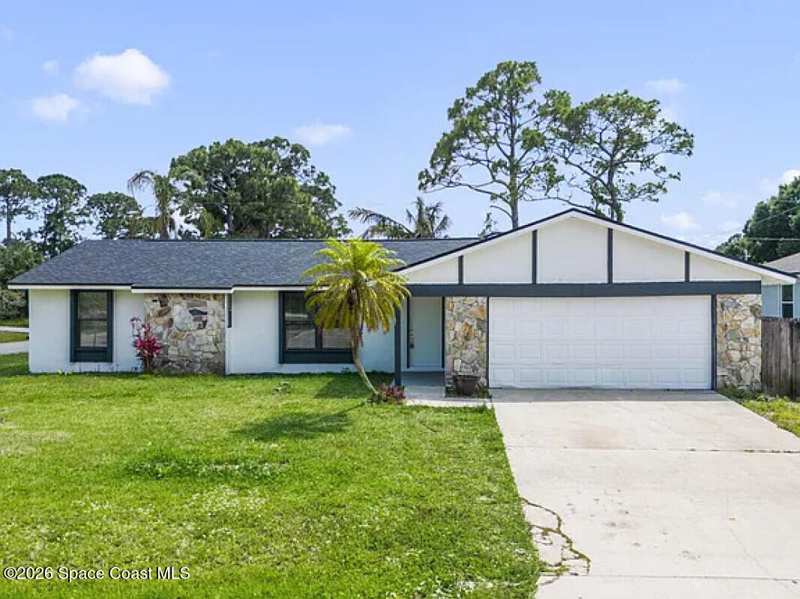 4 bedroom Single Family Residence at 1800 Calmar Street, Port Malabar Unit 44, Palm Bay — photo 1