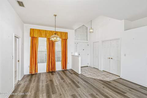 4048 Sand Ridge Drive, Merritt Island FL - photo 8 of 61