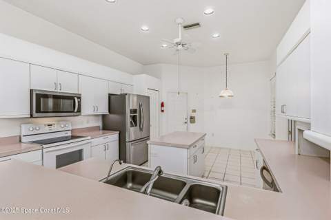 4048 Sand Ridge Drive, Merritt Island FL - photo 16 of 61