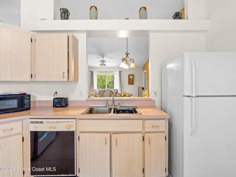 660 Weaver Road, Palm Bay FL - photo 8 of 25
