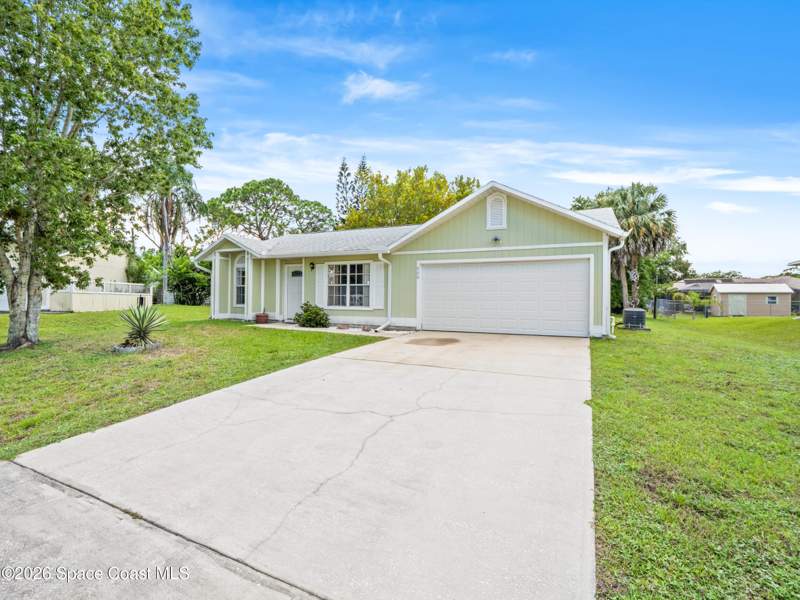 3 bedroom Single Family Residence at 660 Weaver Road, Palm Bay, Palm Bay — photo 3