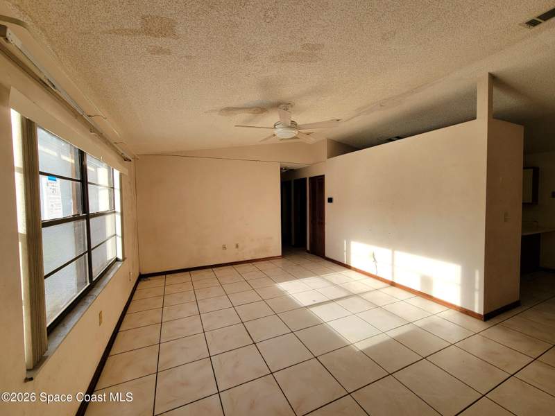 3 bedroom Single Family Residence at 1618 NW Givens Court, Port Malabar Unit 39, Palm Bay — photo 3