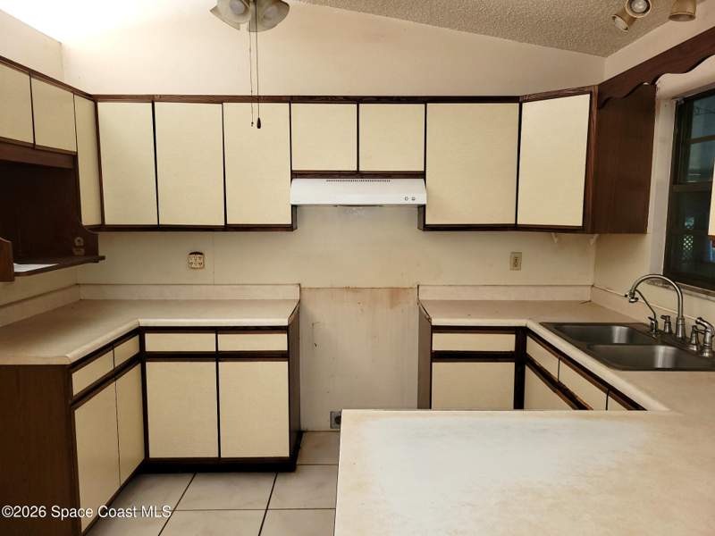 3 bedroom Single Family Residence at 1618 NW Givens Court, Port Malabar Unit 39, Palm Bay — photo 5