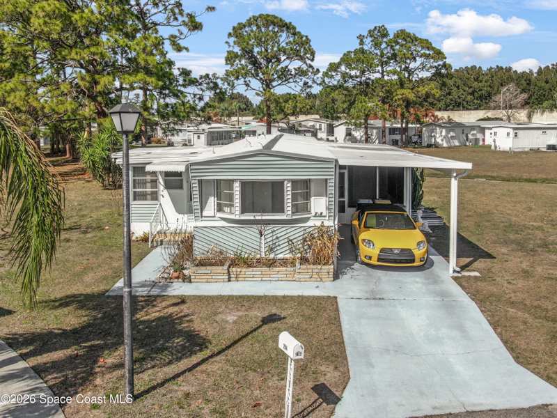 3 bedroom Mobile Home at 294 Fantasy Court, Port Malabar Holiday Park Unit 1, Palm Bay — photo 1
