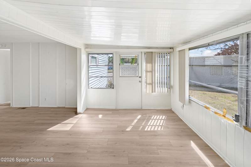 3 bedroom Mobile Home at 294 Fantasy Court, Port Malabar Holiday Park Unit 1, Palm Bay — photo 5